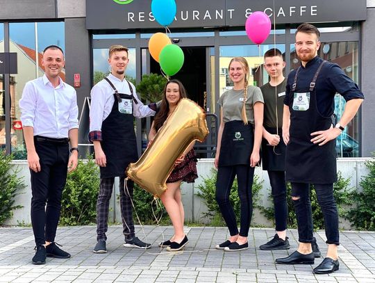 Restauracja otwiera się mimo zakazu