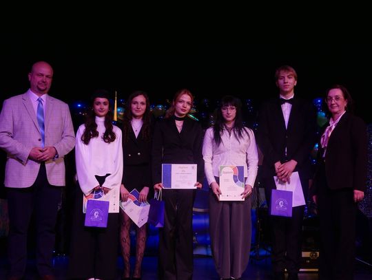 Rockowe pożegnanie maturzystów w Sycowie! Birety w górę i nowa energia na start