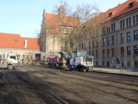 Ruszył remont boiska na Chopina w Oleśnicy