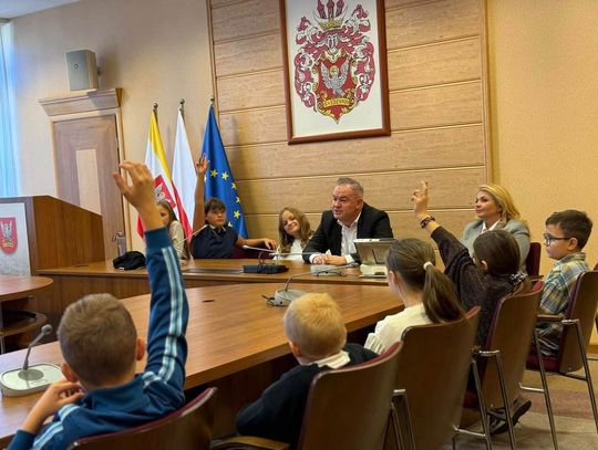 Salon Tesli w Oleśnicy? Uczniowie mają pomysł!
