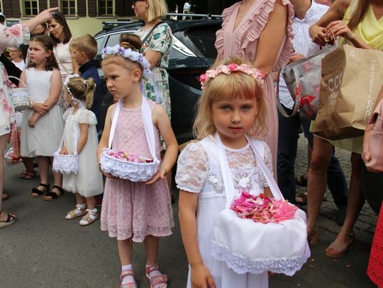 Setki oleśniczan w procesji Bożego Ciała