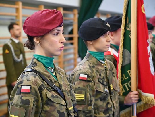 Ślubowanie i podpisanie porozumienia z wojskiem