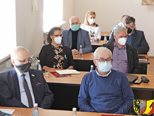 Spotkanie z szefami jednostek organizacyjnych powiatu oleśnickiego w sprawie uchodźców