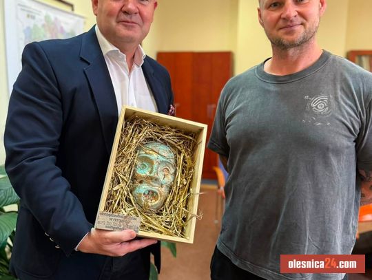 Średniowiecze opanowało Oleśnicę. Twórca wyjątkowego wydarzenia podziękował burmistrzowi