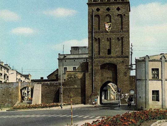 Stara Oleśnica, czyli Brama Wrocławska z lat siedemdziesiątych