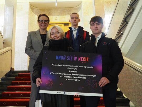 Sukces Technikum w Twardogórze w Ogólnopolskim Konkursie „Broń się w Necie” Sukces Technikum w Twardogórze w Ogólnopolskim Konkursie „Broń się w Necie”