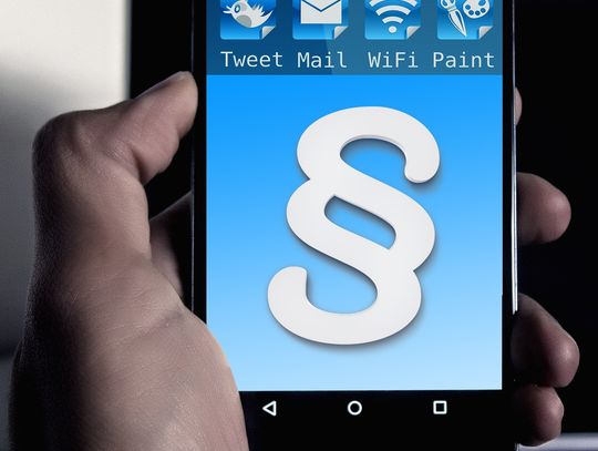 TELEFON, KTÓRY ZRUJNOWAŁ MU ŻYCIE. PÓŁ MILIONA PRZEPADŁO...