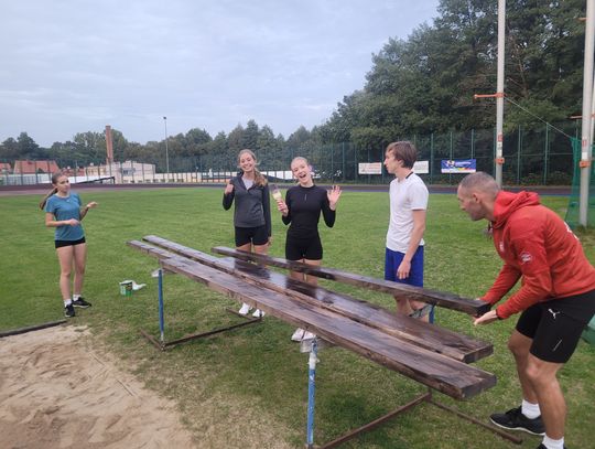 Trwa modernizacja stadionu lekkoatletycznego w Twardogórze