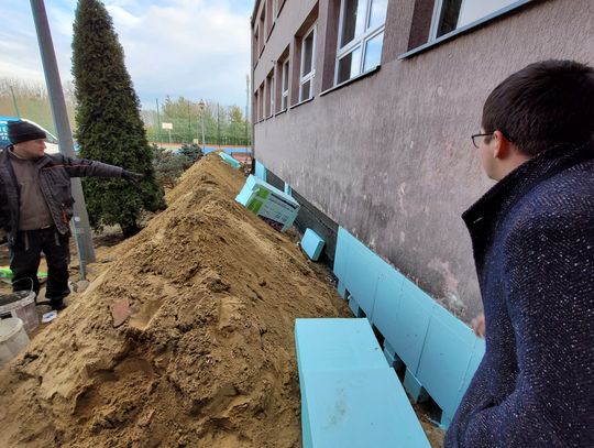 Tutaj trwa mała demolka...