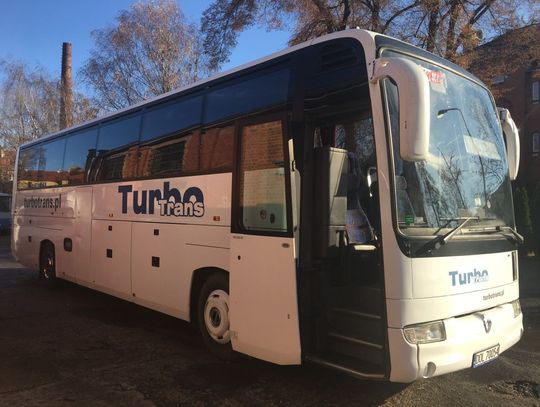 Tymi autobusami pojedziemy w powiecie oleśnickim. Nastąpiła zmiana przewoźnika