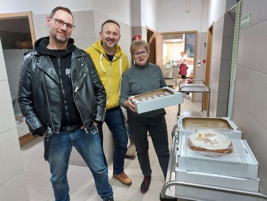 Upiekli ciasta dla potrzebujących