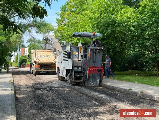 .Uwaga kierowcy! Ruszył remont ważnej ulicy w Oleśnicy. Czekają utrudnienia