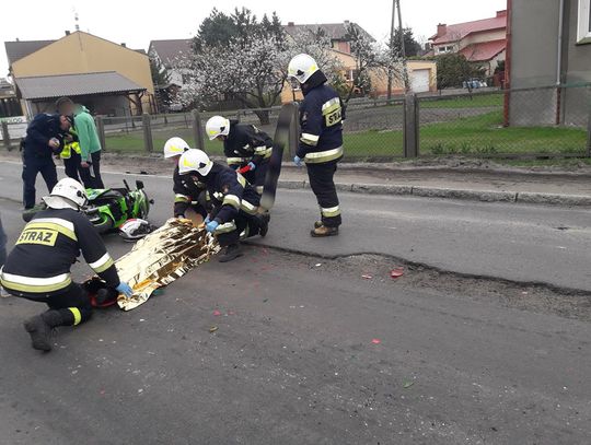 Uwaga, wypadek motocyklisty!