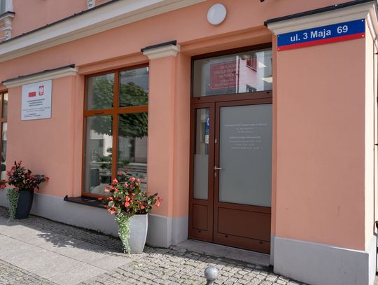 W biurze paszportowym stanie kolejkomat