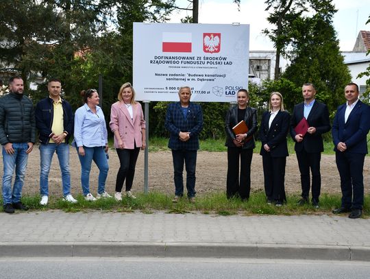 W Dąbrowie ucieszyli się z kanalizacji
