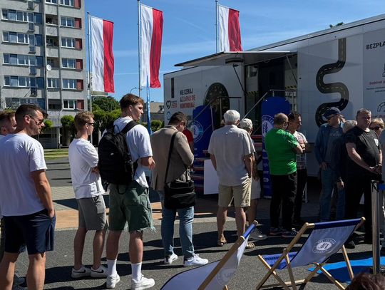 W HascoBusie na Placu Zwycięstwa przeprowadzono 151 badań i konsultacji