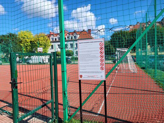 W Oleśnicy zainstalowano 85 tablic z regulaminami użytkowania