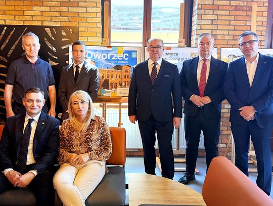 Ważne rozmowy o przyszłości powiatu. Samorządowcy spotkali się z wiceministrem