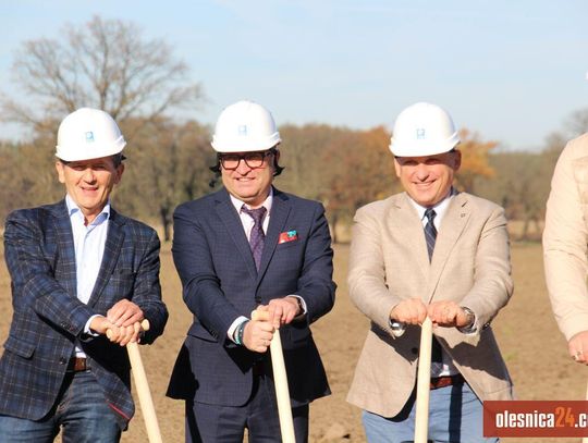 Wbili łopaty pod wielką fotowoltaiczną farmę. Budzi ona kontrowersje!