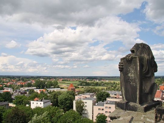Wchodzimy na wieżę zamku w Oleśnicy