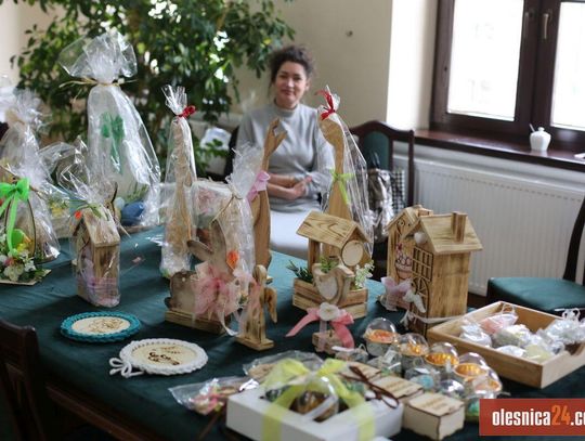 Piękne pisanki i stroiki z serca – kiermasz WTZ w Twardogórze