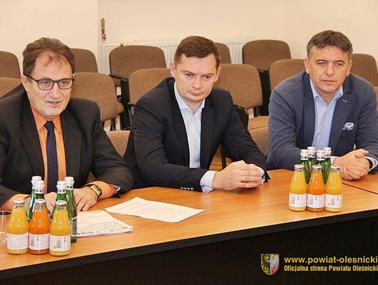 Władze gmin nie zaakceptowały koncepcji zbiorowego transportu w powiecie oleśnickim