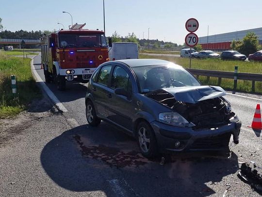 Wypadek w okolicy ronda na S8. Zderzyły się trzy samochody 