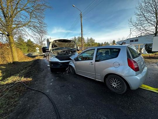 Wypadek w Zbytowej. Są ranni