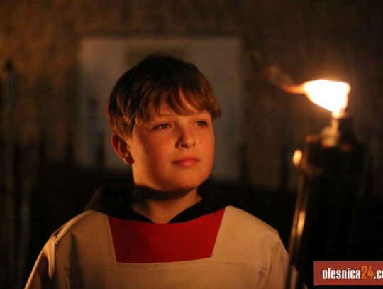 Wzruszająca Droga Krzyżowa. Setki wiernych szły ulicami miasta w blasku pochodni Wzruszająca Droga Krzyżowa. Setki wiernych szły ulicami miasta w blasku pochodni