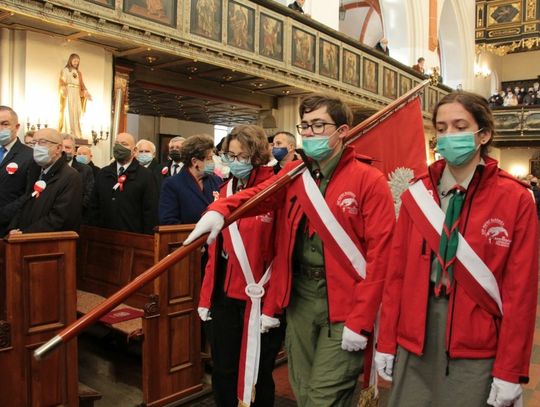 "Z dawna Polski Tyś Królową" - ta pieśń rozpoczęła obchody Święta Niepodległości w Oleśnicy