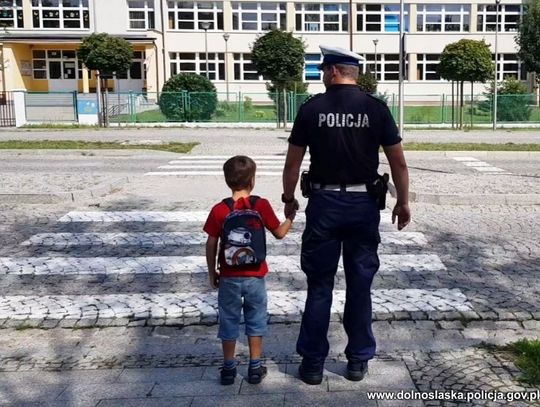 Za kilka dni zabrzmi w szkołach pierwszy dzwonek. Warto już dziś zobaczyć, którędy prowadzi „Bezpieczna droga do szkoły”