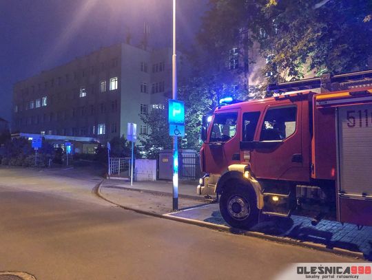 Zaczęła rodzić w korku - do szpitala pilotowali ją strażacy