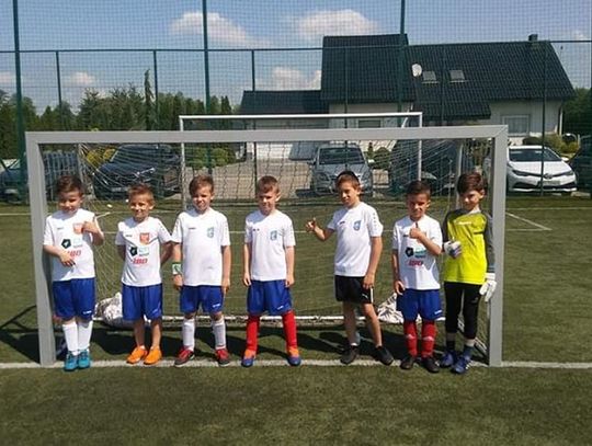 Żaki Pogoni na Turnieju Giganci Futbolu