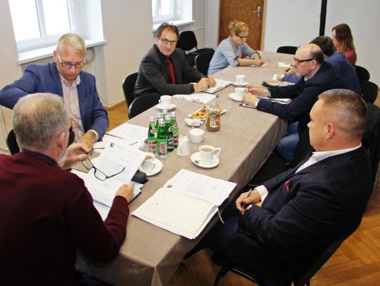 Zakończmy dyskusję o rankingach - zaapelował starosta