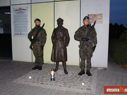 Zapalili znicze pamięci rotmistrza Witolda Pileckiego
