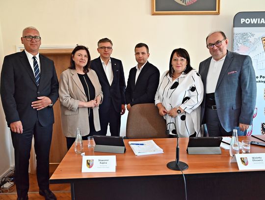 Zarząd z wotum zaufania i absolutorium
