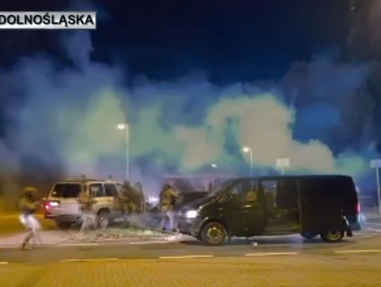 Zaskoczyli go na MOP-ie w Sycowie! Szturm kontrterrorystów w powiecie oleśnickim (WIDEO)