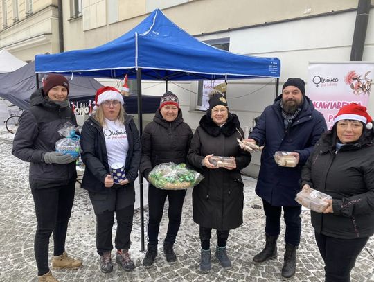 Zbierali pieniądze na leczenie nauczycielki 