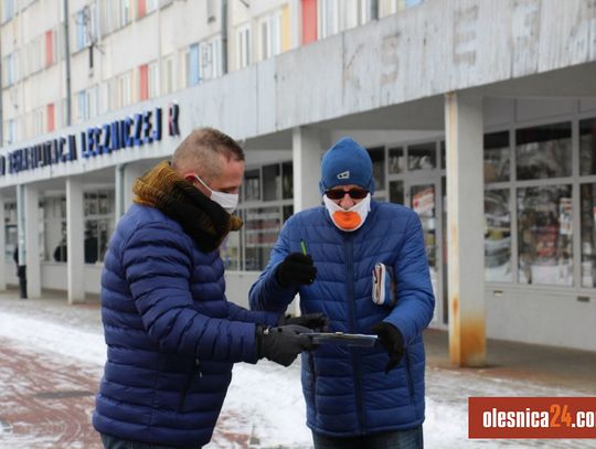 Zbierali podpisy przeciwko antyaborcyjnym plakatom 