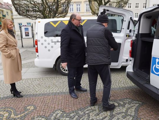 Zespół Oświaty Samorządowej w Oleśnicy ma kolejny samochód