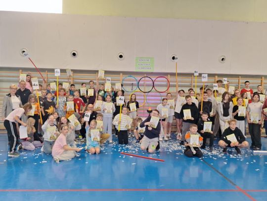 Zimowe Igrzyska Olimpijskie w Bierutowie! Uczniowie rywalizowali w nietypowych sportach Zimowe Igrzyska Olimpijskie w Bierutowie! Uczniowie rywalizowali w nietypowych sportach