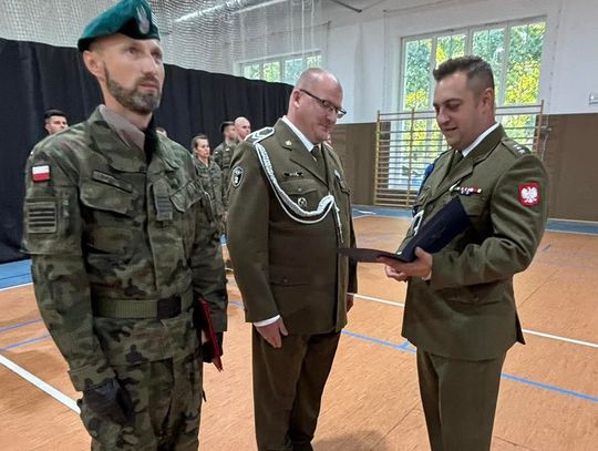 Żołnierze z Oleśnicy z medalami i awansami