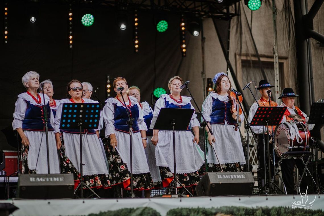 Sąsiadeczki na podium w Kątach Wrocławskich