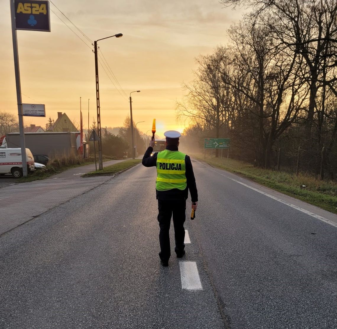 Pijany był poszukiwany. Prowadził auto, mając 1,5 promila