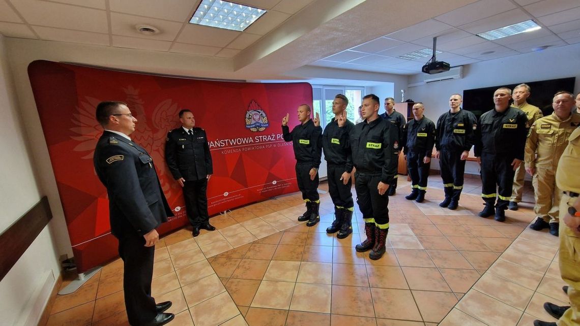 Przyszli strażacy ślubowali w Oleśnicy. Jest ich trzech