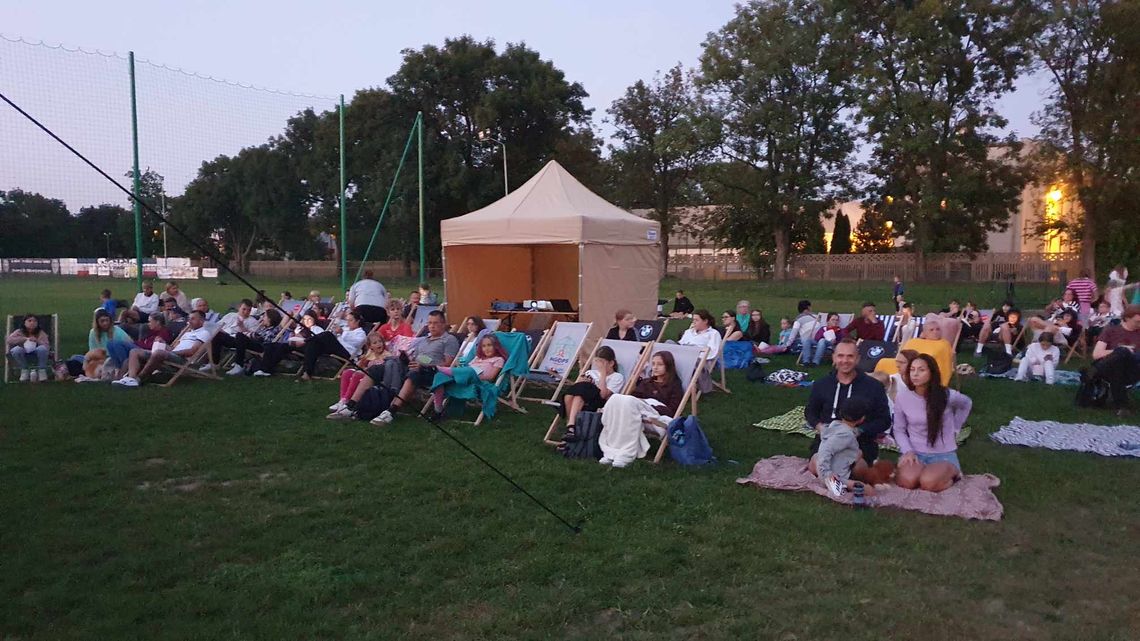 Sycowskie Kino Plenerowe zaprosiło na stadion