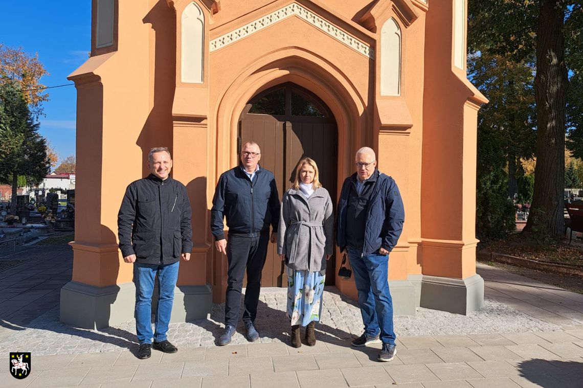 Zabytkowy grobowiec już gotowy po odnowieniu. Jak wygląda?