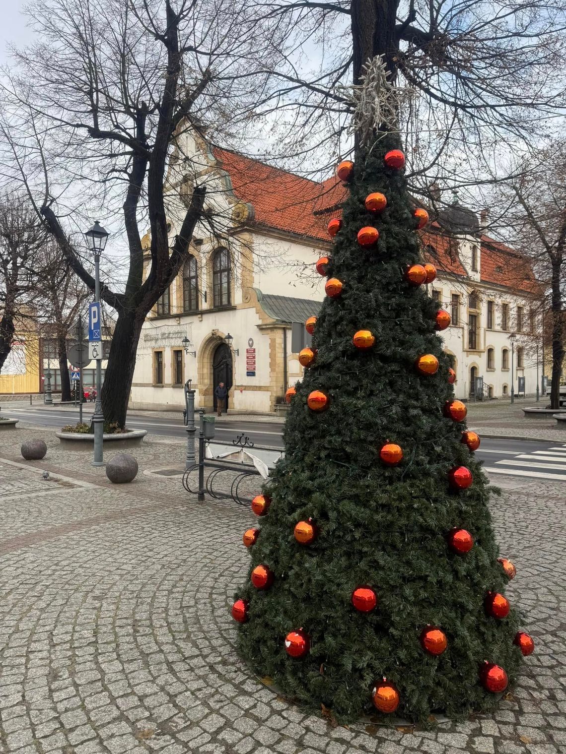 Twardogóra już na świątecznie. A jutro przyjedzie Mikołaj