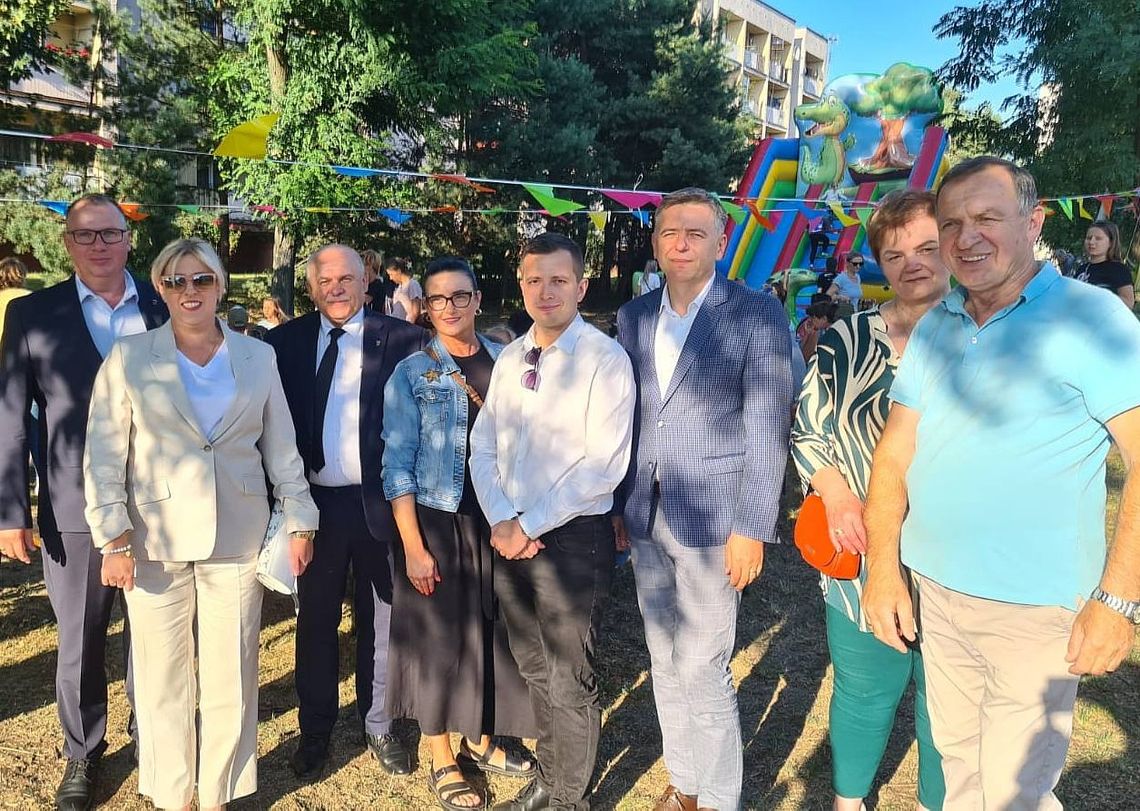 Rodzinny piknik na osiedlu