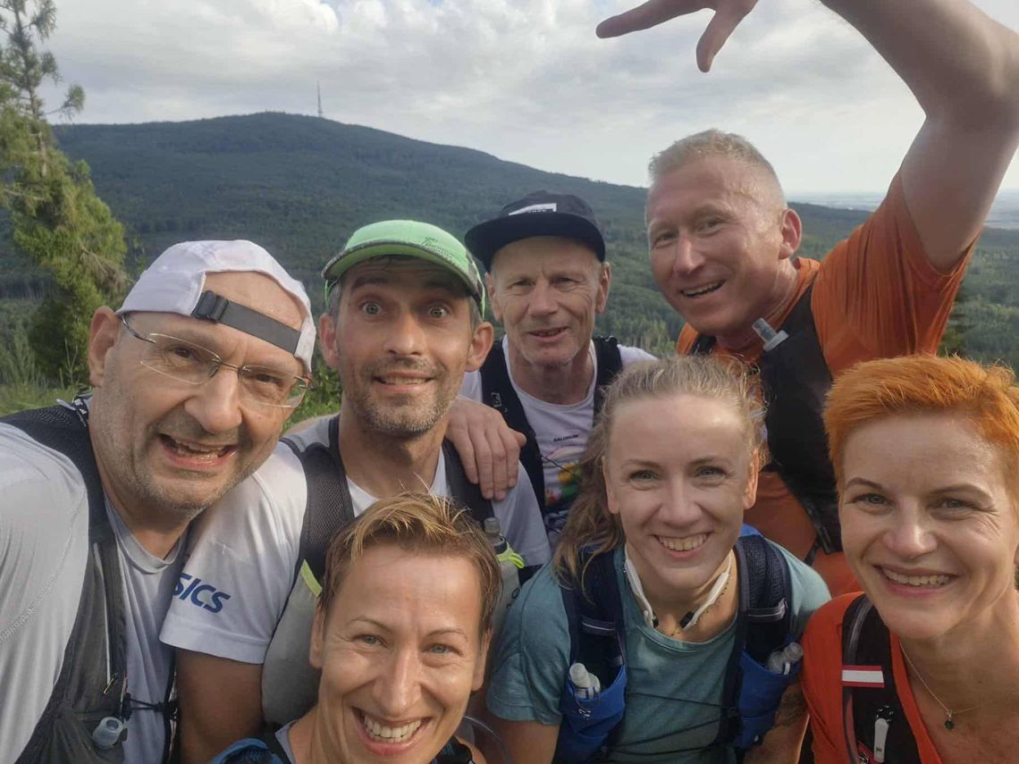 Biegacze z Oleśnicy pokonują górki